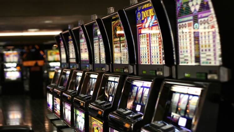 The Legalities of Slot Machine Gaming Around the World